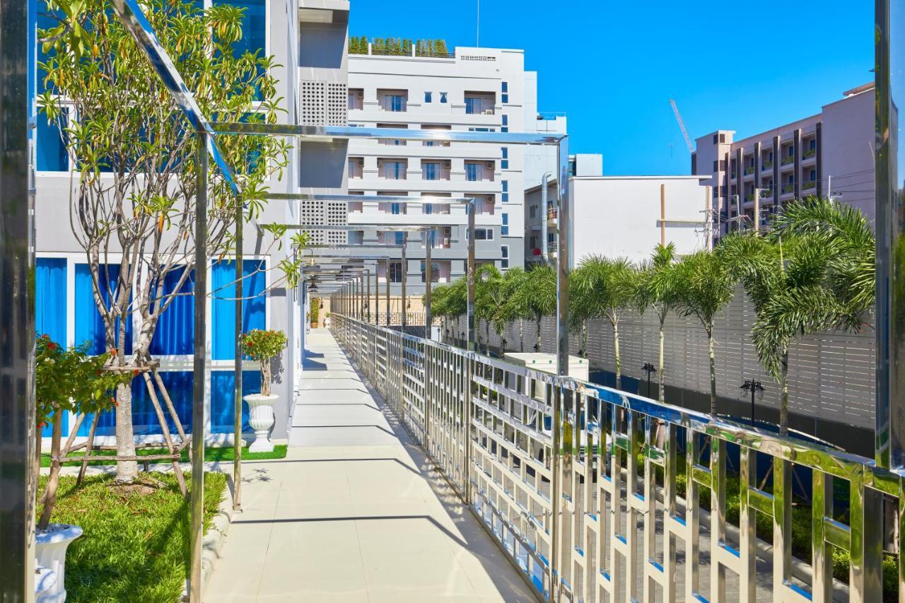 Grand Avenue By Fantasea Beach パッタヤー エクステリア 写真